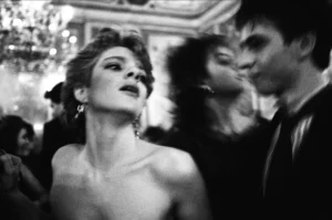 Il Ballo. Festa di Capodanno a Villa Airoldi, Palermo, 1985 © Courtesy Archivio Letizia Battaglia